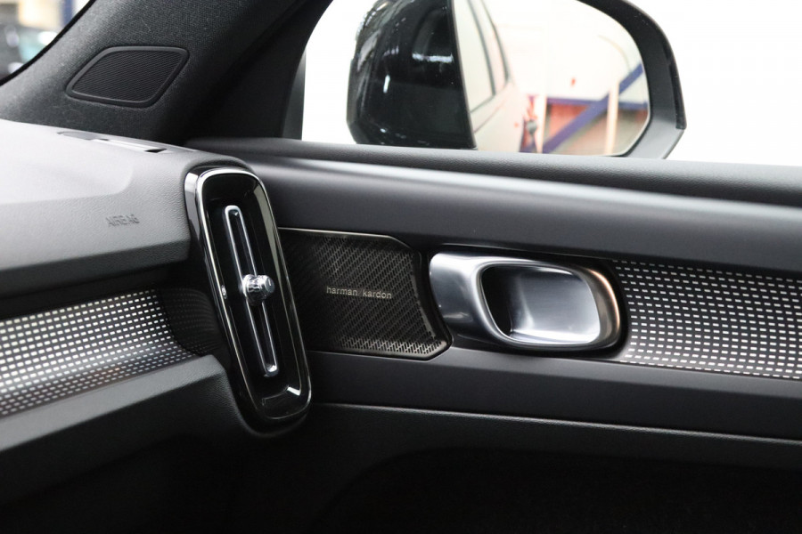 Volvo XC40 Recharge P8 408 PK AWD R-Design, SOH 91%, Leder, H/K Sound, Memory