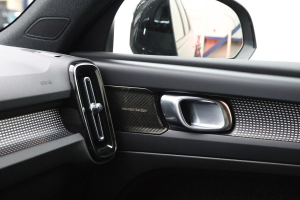 Volvo XC40 Recharge P8 408 PK AWD R-Design, SOH 91%, Leder, H/K Sound, Memory