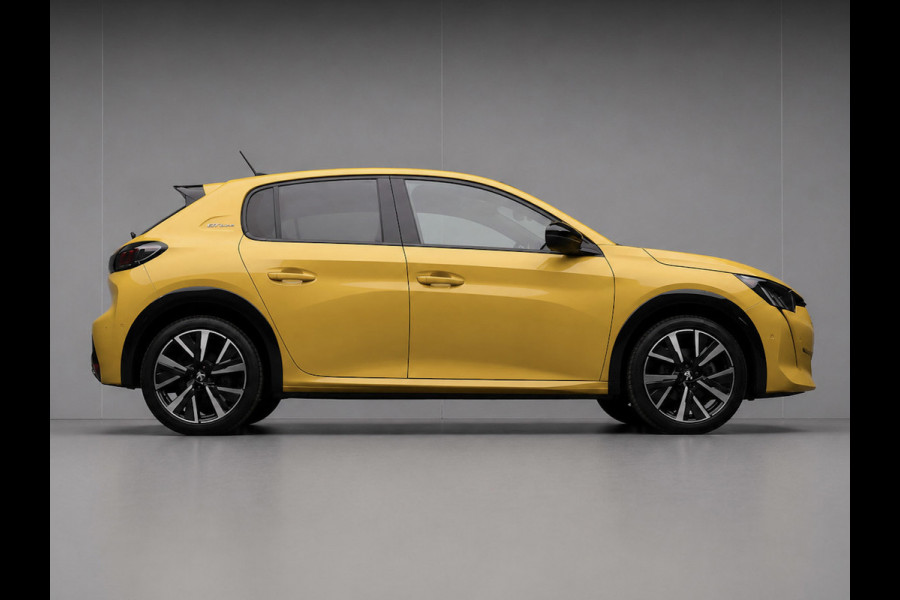 Peugeot 208 1.2 PureTech GT-Line Sport (PANORAMADAK,APPLE CARPLAY,NAVI,CAMERA,360 VIEW,CLIMATE,CRUISE,LED,SPORTSTOELEN,LM VELGEN)