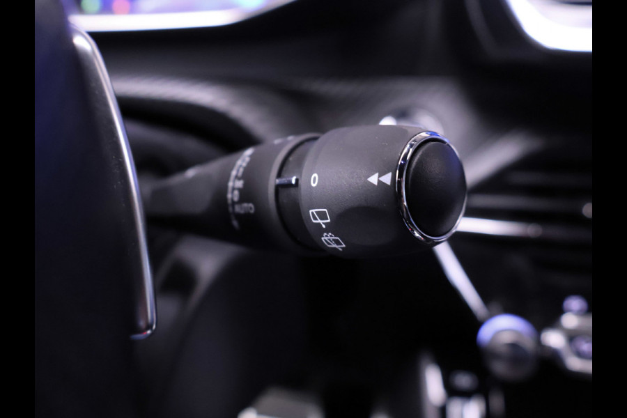 Peugeot 208 1.2 PureTech GT-Line Sport (PANORAMADAK,APPLE CARPLAY,NAVI,CAMERA,360 VIEW,CLIMATE,CRUISE,LED,SPORTSTOELEN,LM VELGEN)