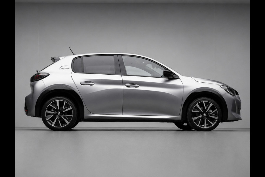 Peugeot 208 1.2 PureTech Allure Sport (APPLE CARPLAY,NAVI,CAMERA,360 VIEW,CLIMATE,CRUISE,GETINT,SPORTSTOELEN,LM VELGEN)