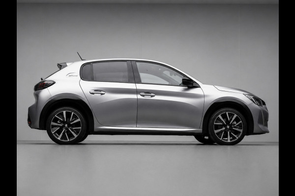 Peugeot 208 1.2 PureTech Allure Sport (APPLE CARPLAY,NAVI,CAMERA,360 VIEW,CLIMATE,CRUISE,GETINT,SPORTSTOELEN,LM VELGEN)