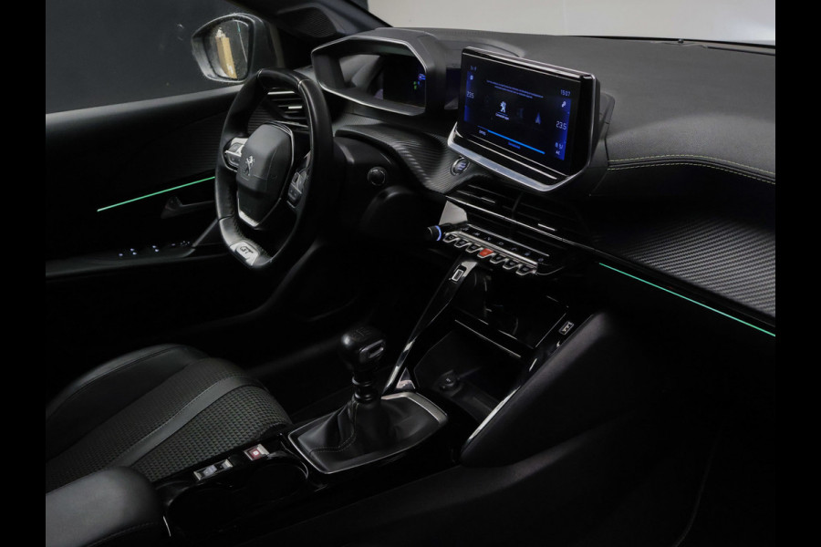 Peugeot 208 1.2 PureTech Allure Sport (APPLE CARPLAY,NAVI,CAMERA,360 VIEW,CLIMATE,CRUISE,GETINT,SPORTSTOELEN,LM VELGEN)