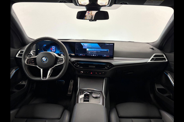 BMW 3-serie 330e*Plug-in Hybride*Automaat*M-Pakket*Stoelverwarming*Head-Up*Leder*Camera*