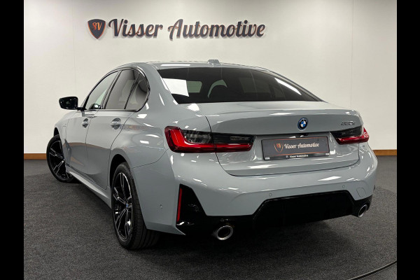 BMW 3-serie 330e*Plug-in Hybride*Automaat*M-Pakket*Stoelverwarming*Head-Up*Leder*Camera*