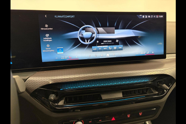 BMW 3-serie 330e*Plug-in Hybride*Automaat*M-Pakket*Stoelverwarming*Head-Up*Leder*Camera*