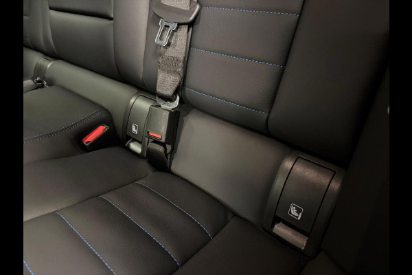 BMW 3-serie 330e*Plug-in Hybride*Automaat*M-Pakket*Stoelverwarming*Head-Up*Leder*Camera*