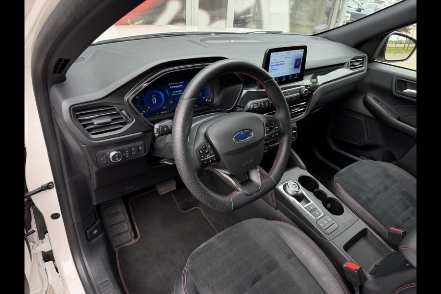Ford Kuga 2.5 HEV ST-Line X Automaat Camera / Keyless / Trekhaak (1.600 KG) / B&O / Winterpakket