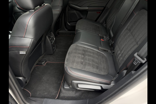 Ford Kuga 2.5 HEV ST-Line X Automaat Camera / Keyless / Trekhaak (1.600 KG) / B&O / Winterpakket