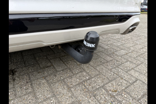 Ford Kuga 2.5 HEV ST-Line X Automaat Camera / Keyless / Trekhaak (1.600 KG) / B&O / Winterpakket