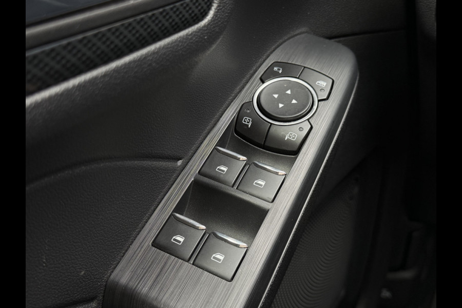 Ford Kuga 2.5 HEV ST-Line X Automaat Camera / Keyless / Trekhaak (1.600 KG) / B&O / Winterpakket