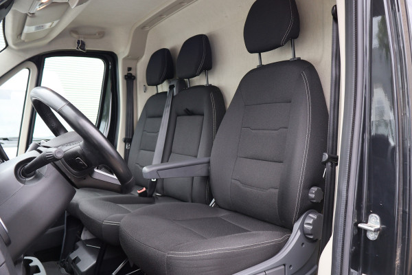 Peugeot Boxer 2.2 BlueHDi 180pk Automaat Glasresteel