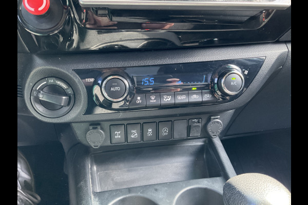 Toyota Hilux 2.4 D-4D-F Netto export 19000 Ex/Ex Trekhaak(3200kg) Double Cab Professional