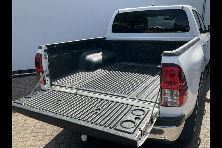 Toyota Hilux 2.4 D-4D-F Netto export 19000 Ex/Ex Trekhaak(3200kg) Double Cab Professional