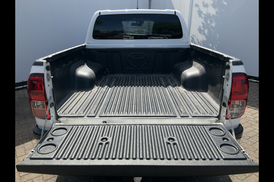 Toyota Hilux 2.4 D-4D-F Netto export 19000 Ex/Ex Trekhaak(3200kg) Double Cab Professional