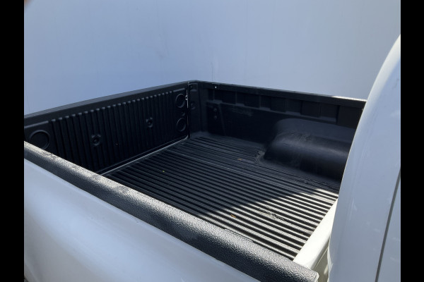 Toyota Hilux 2.4 D-4D-F Netto export 19000 Ex/Ex Trekhaak(3200kg) Double Cab Professional