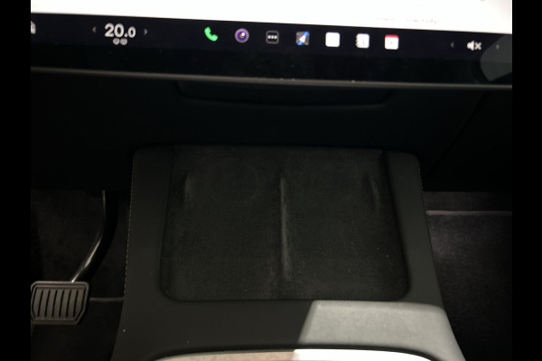Tesla Model Y RWD 58 kWh | Leder Interieur | Houten afwerking | Verwarmde stoelen en stuur |  Soh (batterijcheck) Waarde 95,1 %