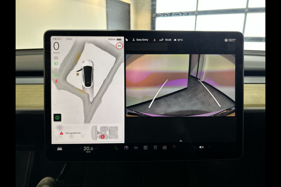 Tesla Model Y RWD 58 kWh | Leder Interieur | Houten afwerking | Verwarmde stoelen en stuur |  Soh (batterijcheck) Waarde 95,1 %