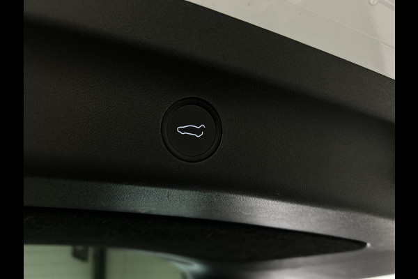 Tesla Model Y RWD 58 kWh | Leder Interieur | Houten afwerking | Verwarmde stoelen en stuur |  Soh (batterijcheck) Waarde 95,1 %