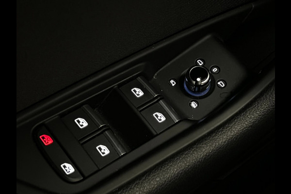 Audi A4 Avant 35 TFSI / Headup / Adaptive / Stoelverwarming