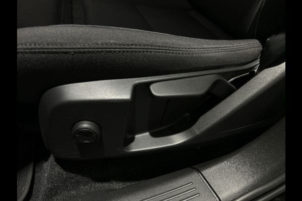 Volvo XC40 Recharge Core | Achteruitrijcamera | Carplay |  Soh (batterijcheck) Waarde 92,4 %