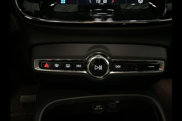 Volvo XC40 Recharge Core | Achteruitrijcamera | Carplay |  Soh (batterijcheck) Waarde 92,4 %