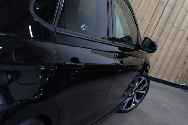 Volkswagen Polo 2.0 TSI GTI *Pano*Beats*Keyless*Virtual*DSG*