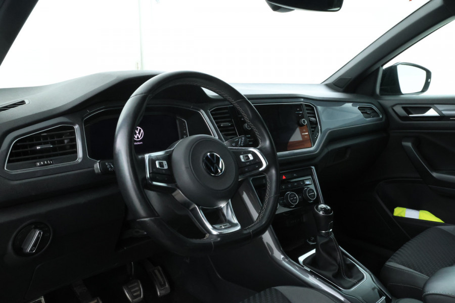 Volkswagen T-Roc 1.0 TSI R-Line Virtual, Navigatie, Apple carplay, Climate,