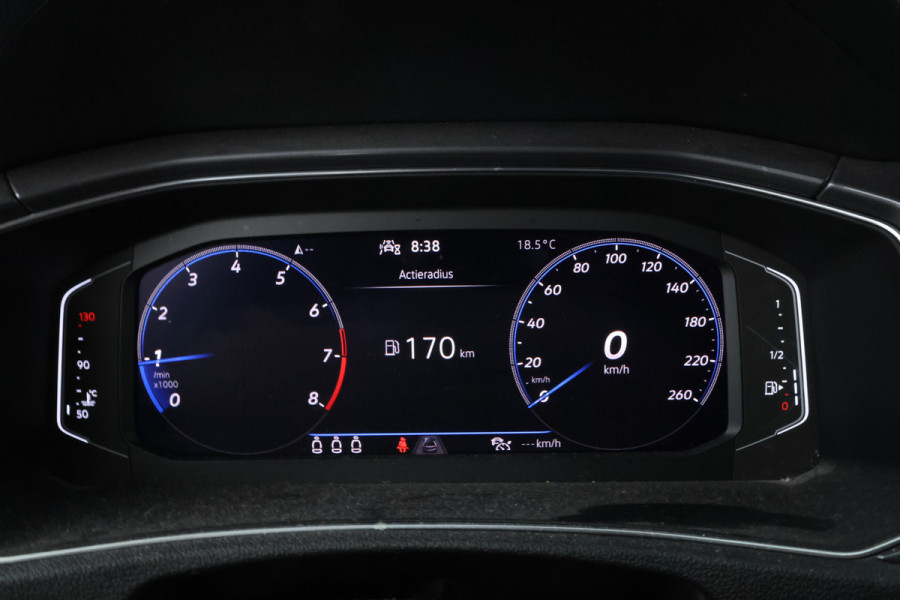 Volkswagen T-Roc 1.0 TSI R-Line Virtual, Navigatie, Apple carplay, Climate,