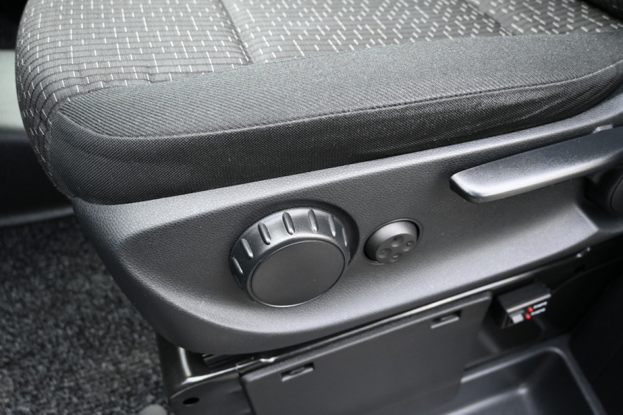 Mercedes-Benz Vito 116 CDI Lang L2 LED, Distronic, Navigatie met camera