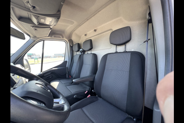 Renault Master T35 2.3 dCi 130 L4H2 EL