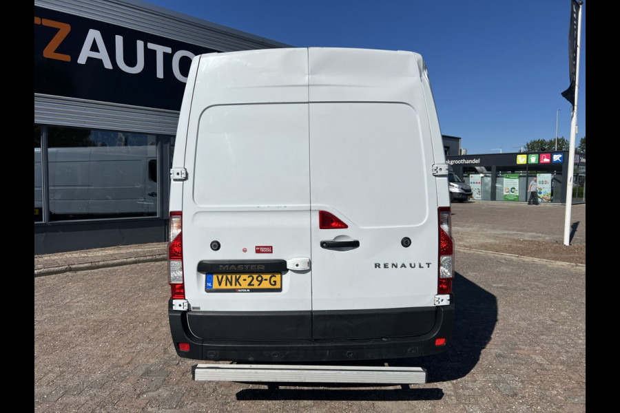 Renault Master T35 2.3 dCi 130 L4H2 EL