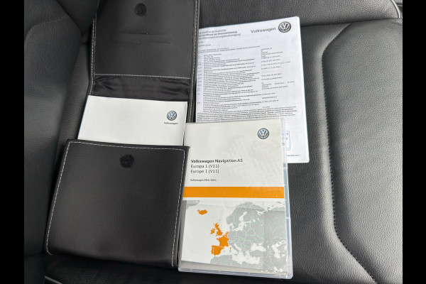 Volkswagen Tiguan Allspace 1.5 TSI Highline l Pano l Virtual l Trekhaak l Navi l Climate l Volleder l