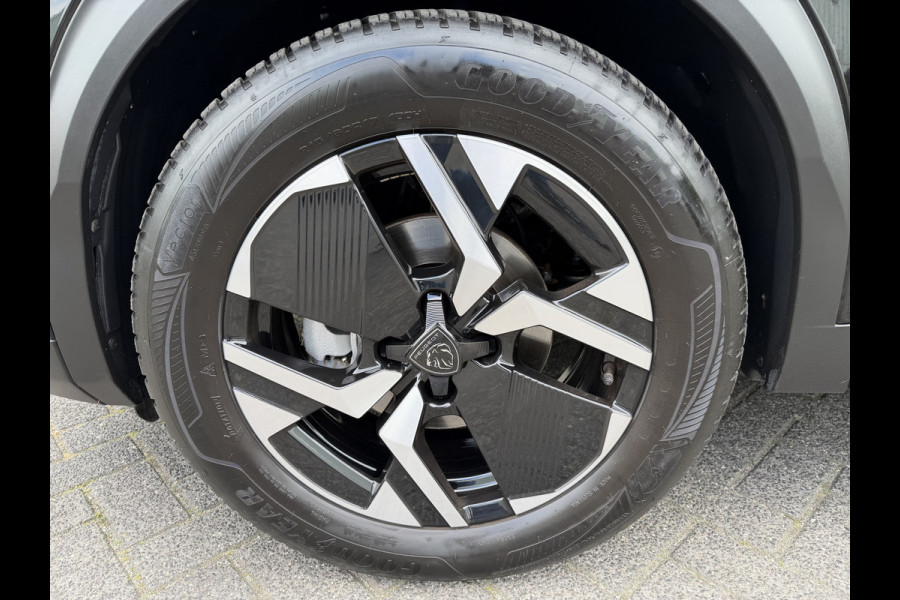 Peugeot 2008 100pk Allure (Keyless Entry - Automatische Airco - Parkeersensoren V+A - LED - 17"incl 4S - Navigatie - Apple Carplay)