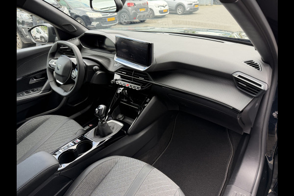 Peugeot 2008 100pk Allure (Keyless Entry - Automatische Airco - Parkeersensoren V+A - LED - 17"incl 4S - Navigatie - Apple Carplay)