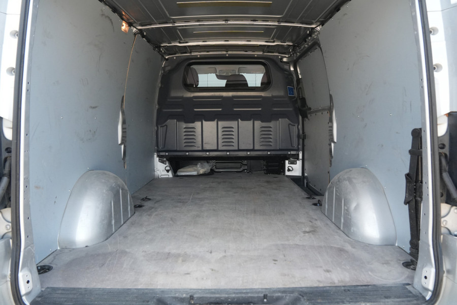 Mercedes-Benz Vito 116 CDI Extra Lang - Trekhaak - LED - Camera - Airco - Betimmering - Stoelverwarming - PDC - Rijklaar