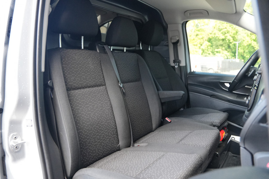 Mercedes-Benz Vito 116 CDI Extra Lang - Trekhaak - LED - Camera - Airco - Betimmering - Stoelverwarming - PDC - Rijklaar