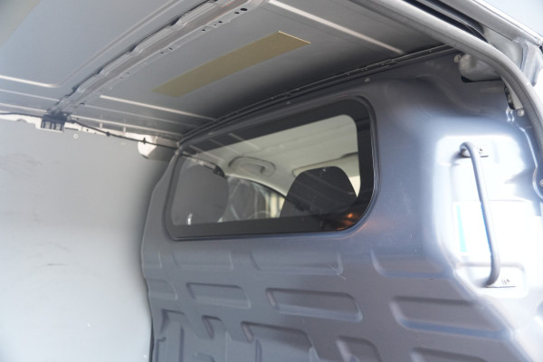 Mercedes-Benz Vito 116 CDI Extra Lang - Trekhaak - LED - Camera - Airco - Betimmering - Stoelverwarming - PDC - Rijklaar