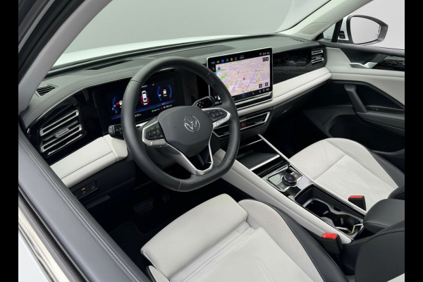 Volkswagen Tiguan 1.5 204PK eHybrid ELEGANCE SPORT IQ.LIGHT/TREKHAAK/PANORAMADAK****
