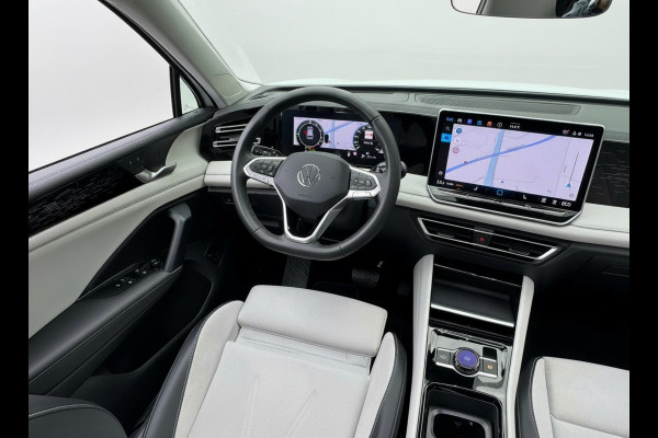 Volkswagen Tiguan 1.5 204PK eHybrid ELEGANCE SPORT IQ.LIGHT/TREKHAAK/PANORAMADAK****