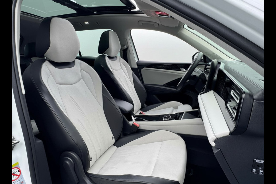 Volkswagen Tiguan 1.5 204PK eHybrid ELEGANCE SPORT IQ.LIGHT/TREKHAAK/PANORAMADAK****