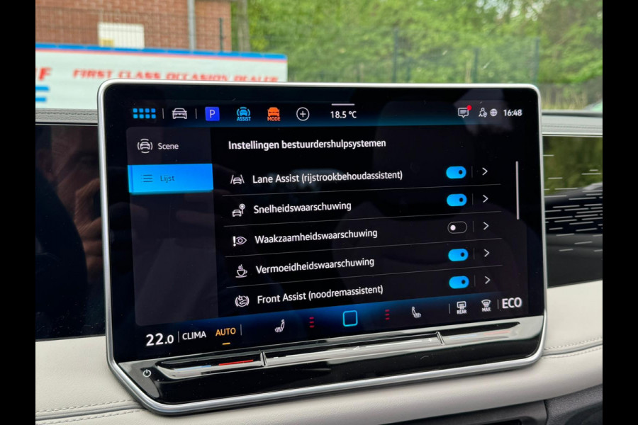 Volkswagen Tiguan 1.5 204PK eHybrid ELEGANCE SPORT IQ.LIGHT/TREKHAAK/PANORAMADAK****