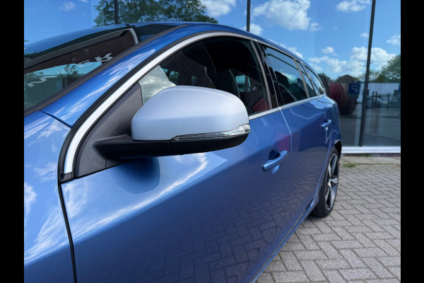 Volvo V60 2.0 T4 Business Sport R Design - Automaat - Navi - Trekhaak - Org.NL