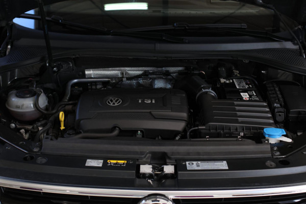 Volkswagen Tiguan 2.0 TSI 4Motion 230Pk 3X R-Line *Pano*Dynaudio*Leder*DCC*Standkachel*
