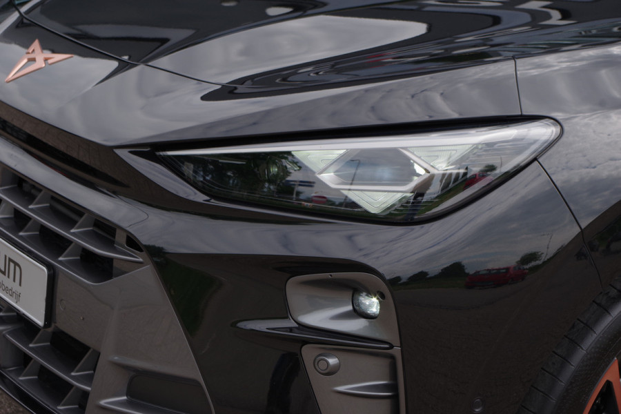 CUPRA Terramar 1.5 TSI e-Hybrid 272 PK VZ America s CUP, Leder, Panoramadak, Sennheiser Sound, Kuipstoelen, Martix-LED