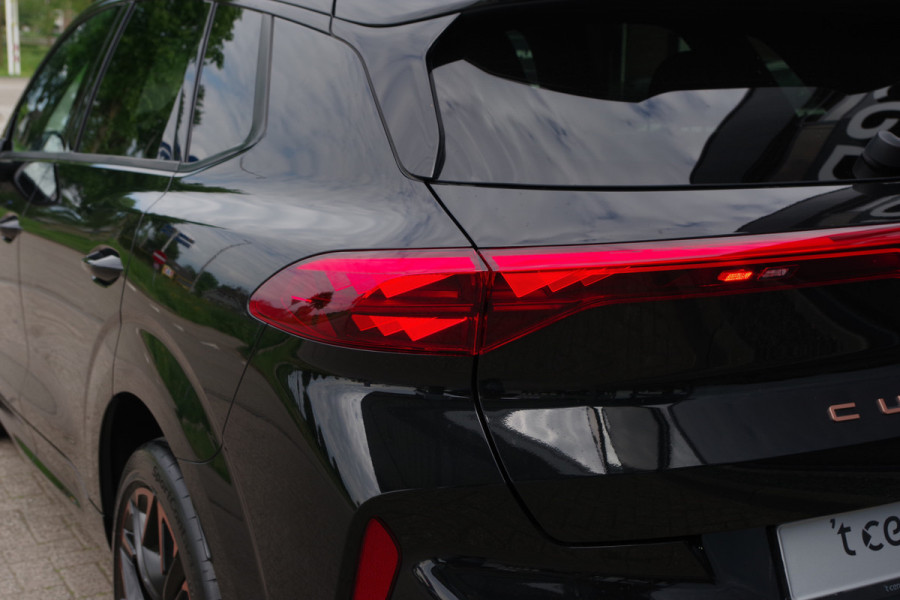 CUPRA Terramar 1.5 TSI e-Hybrid 272 PK VZ America s CUP, Leder, Panoramadak, Sennheiser Sound, Kuipstoelen, Martix-LED