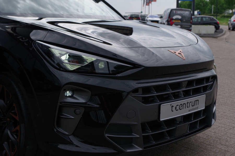 CUPRA Terramar 1.5 TSI e-Hybrid 272 PK VZ America s CUP, Leder, Panoramadak, Sennheiser Sound, Kuipstoelen, Martix-LED