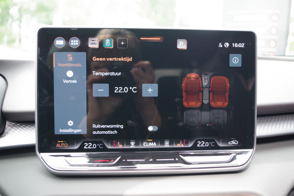 CUPRA Terramar 1.5 TSI e-Hybrid 272 PK VZ America s CUP, Leder, Panoramadak, Sennheiser Sound, Kuipstoelen, Martix-LED