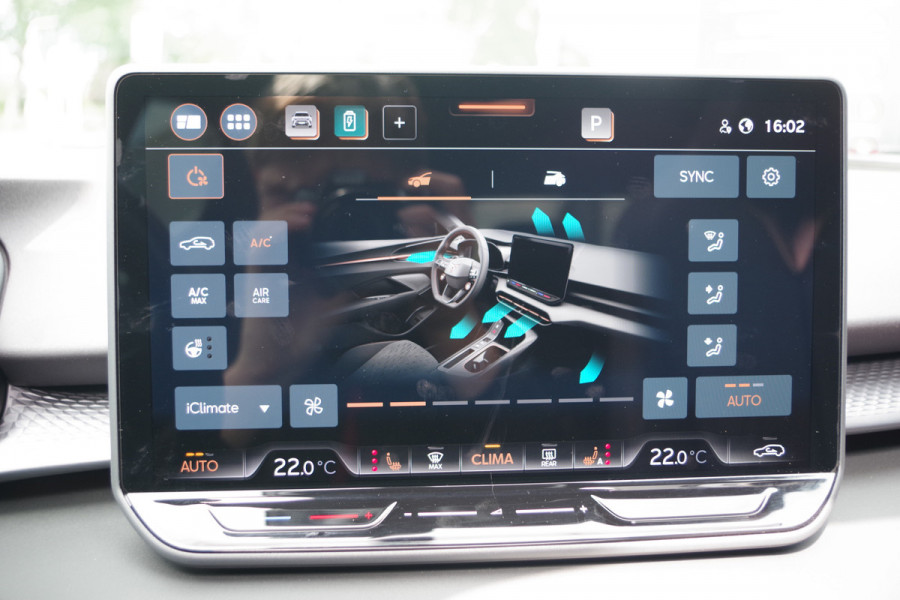 CUPRA Terramar 1.5 TSI e-Hybrid 272 PK VZ America s CUP, Leder, Panoramadak, Sennheiser Sound, Kuipstoelen, Martix-LED
