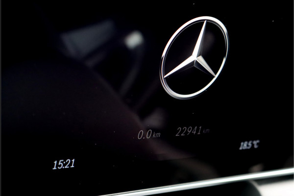 Mercedes-Benz GLC 400e 4MATIC AMG Line Aut9 | Distronic Pro | Memory | Trekhaak | Verwarmd Stuurwiel | Panoramadak | Nightpakket | Camera | Dodehoekassistent |